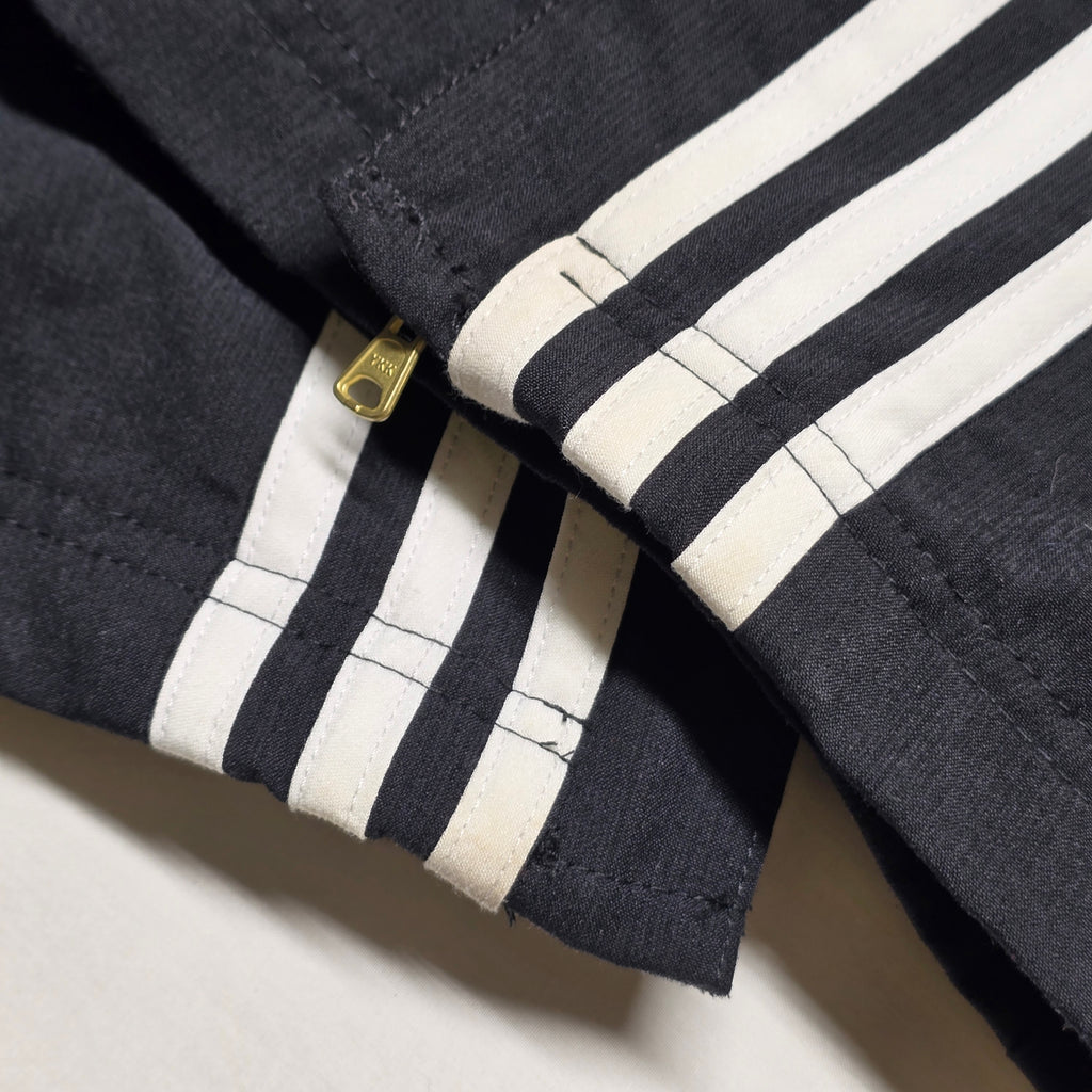 All Blacks 2011 Track-pants (Team Issued "BM") - "D9"(46/48")