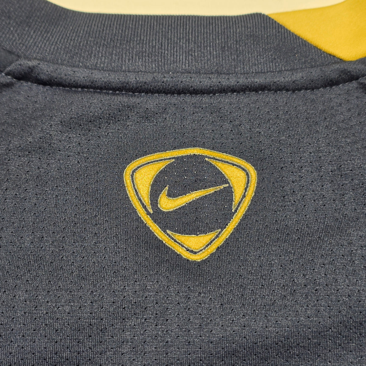Portugal 2008/09 Training Shirt - Large