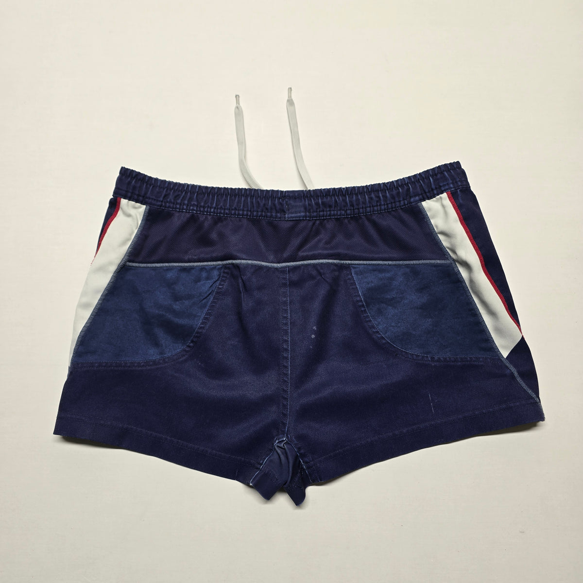 Melbourne Rebels Junior Gold Cup Shorts - Small/32"