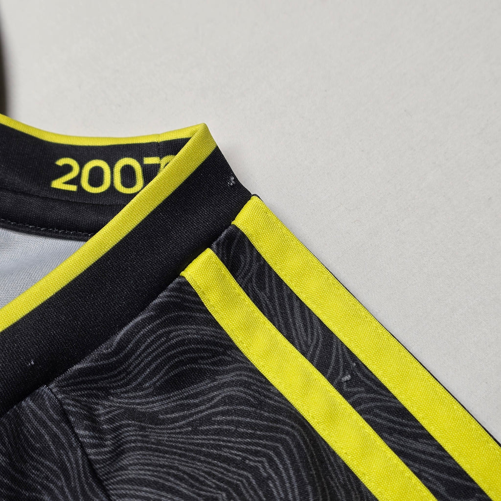 Wellington Phoenix Fourth Shirt - Large